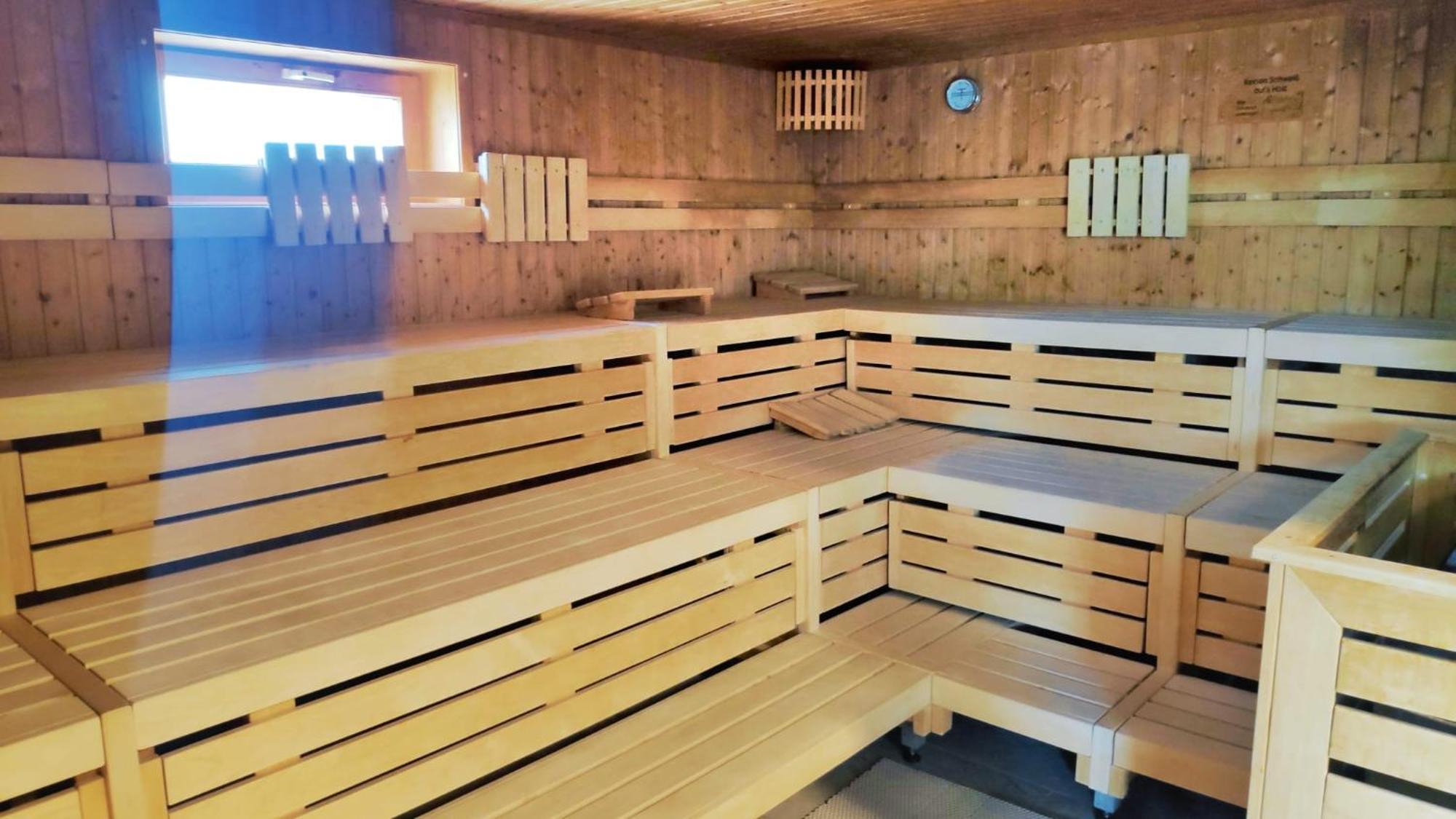 Relax - Petrol Mit Pool Und Sauna Scheidegg Luaran gambar